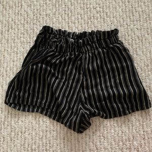 Hollister Soft Paper Bag Shorts